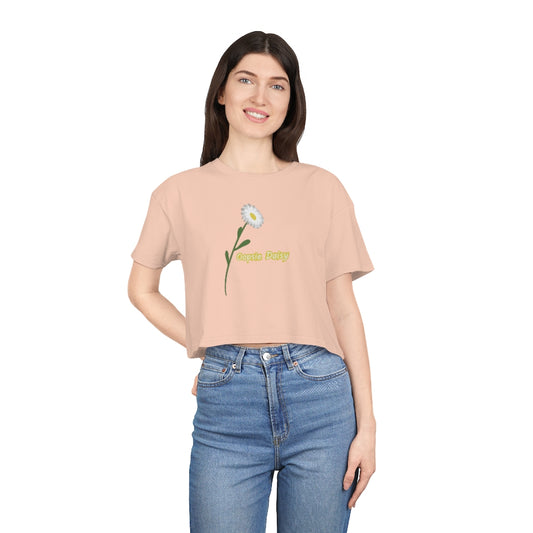 Oopsie Daisy Women's Crop Tee